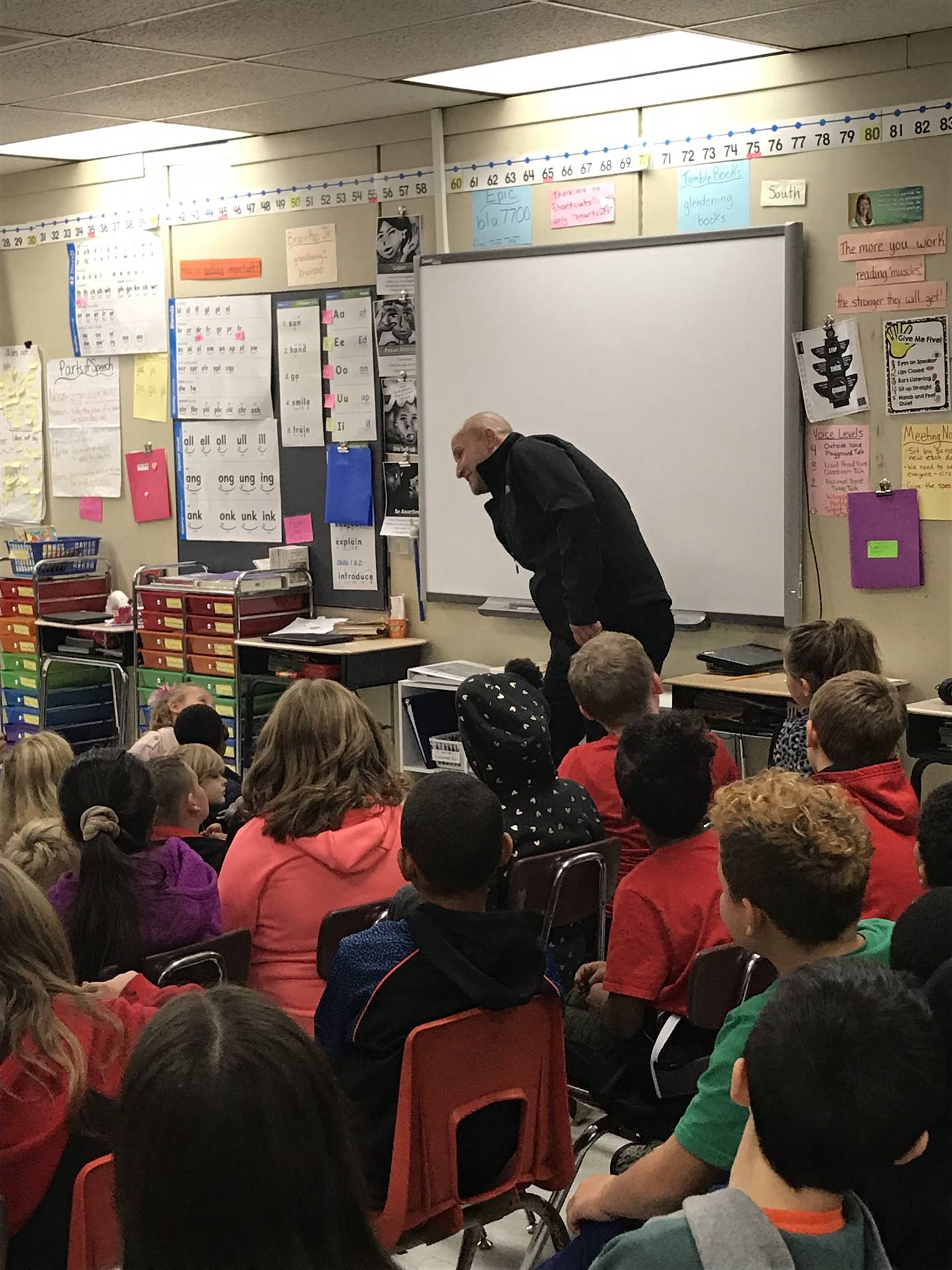 Veterans speaking with students