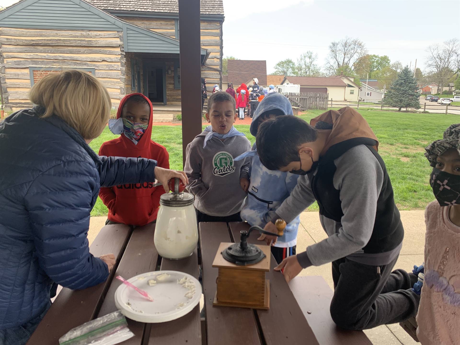 2nd Grade Walking Field Trip