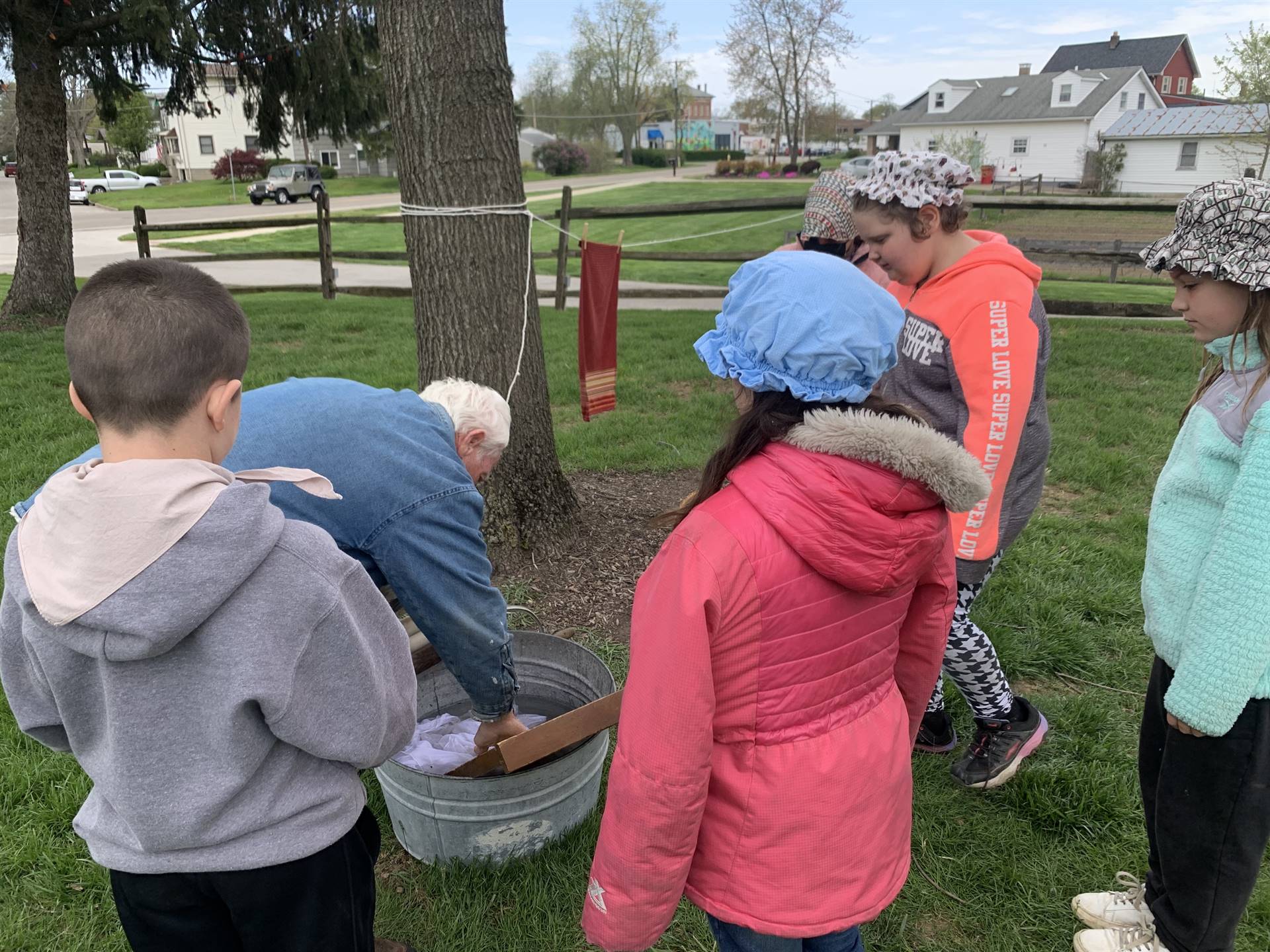 2nd Grade Walking Field Trip