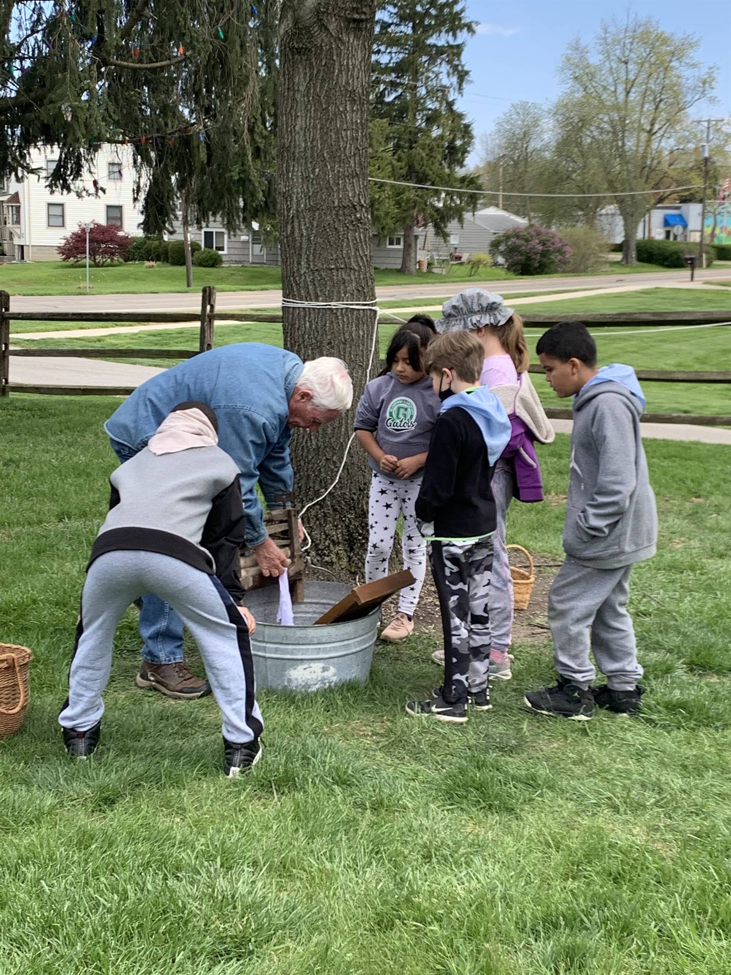 2nd Grade Walking Field Trip