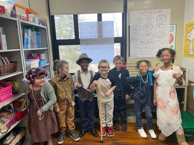 GE celebrates 100 days of school. 