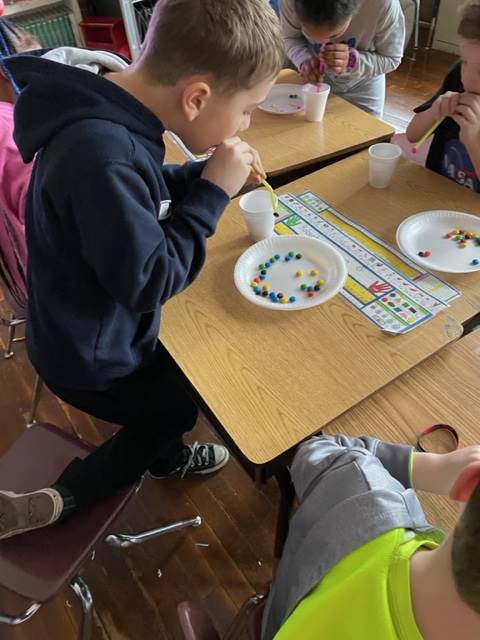 GE celebrates 100 days of school. 