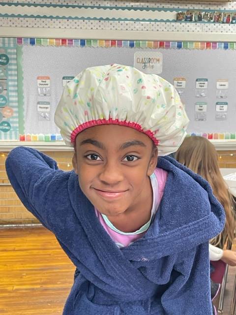 GE celebrates 100 days of school. 