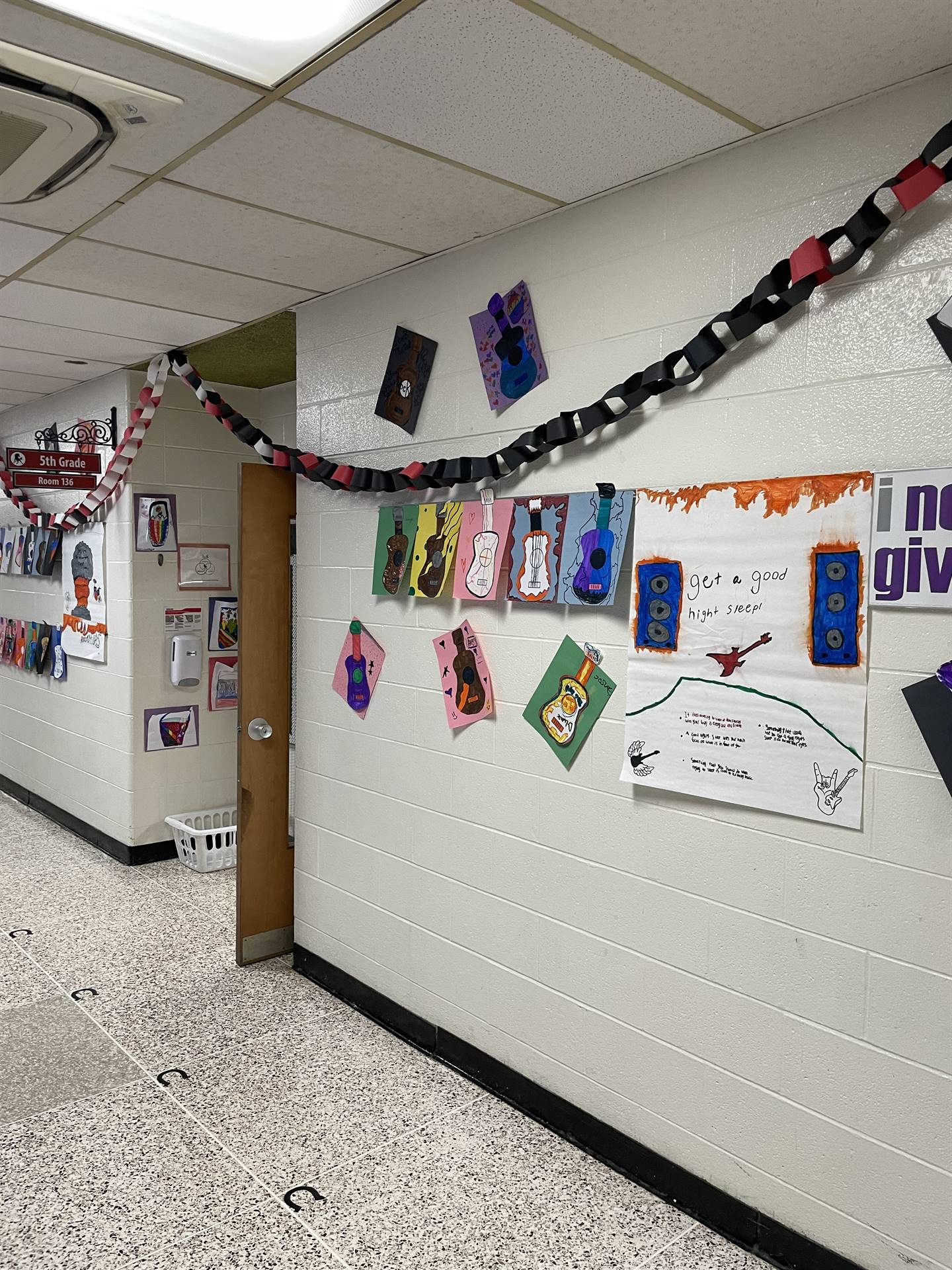 Streamers and student guitars